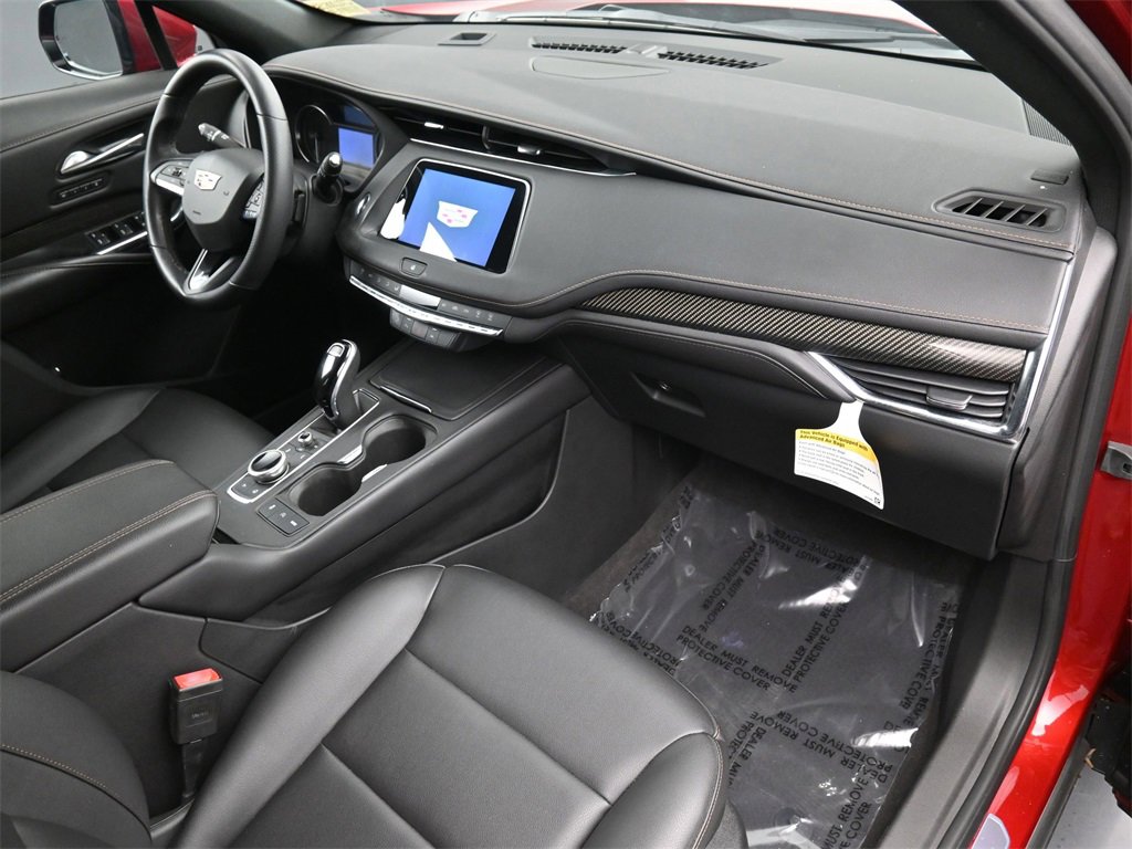Certified 2022 Cadillac XT4 Sport w/ Enhanced Visibility Package image 11