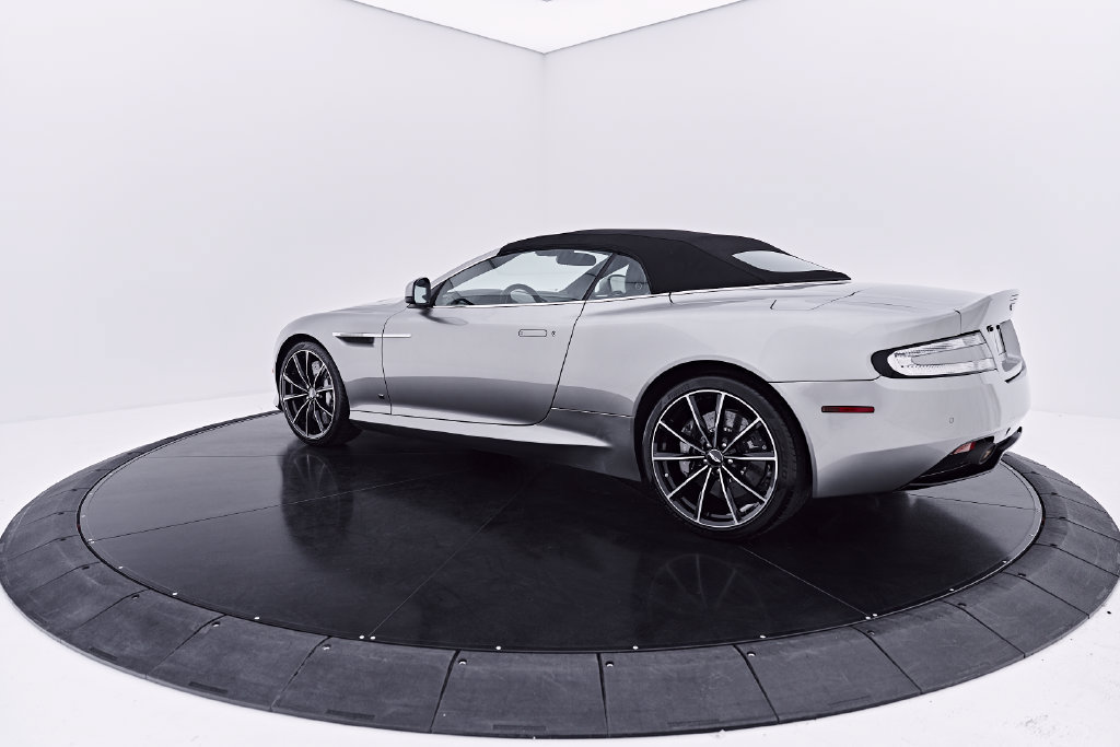 Used 2016 Aston Martin DB9 GT RWD image 17
