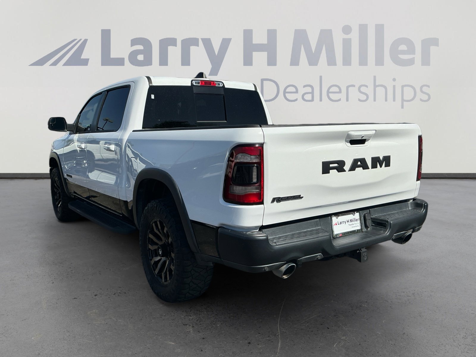 Used 2019 RAM 1500 Rebel w/ Rebel Level 2 Equipment Group RWD image 3