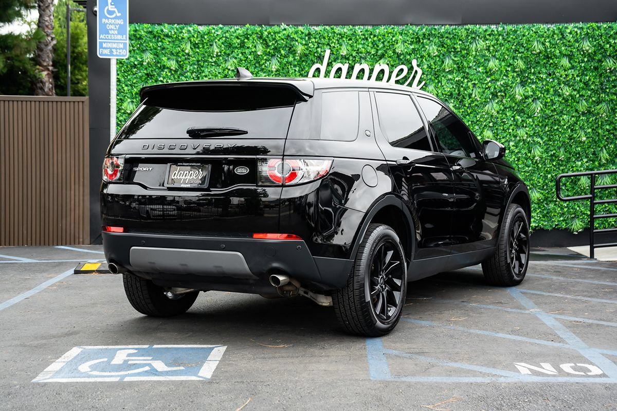 Used 2017 Land Rover Discovery Sport SE AWD/4WD image 5