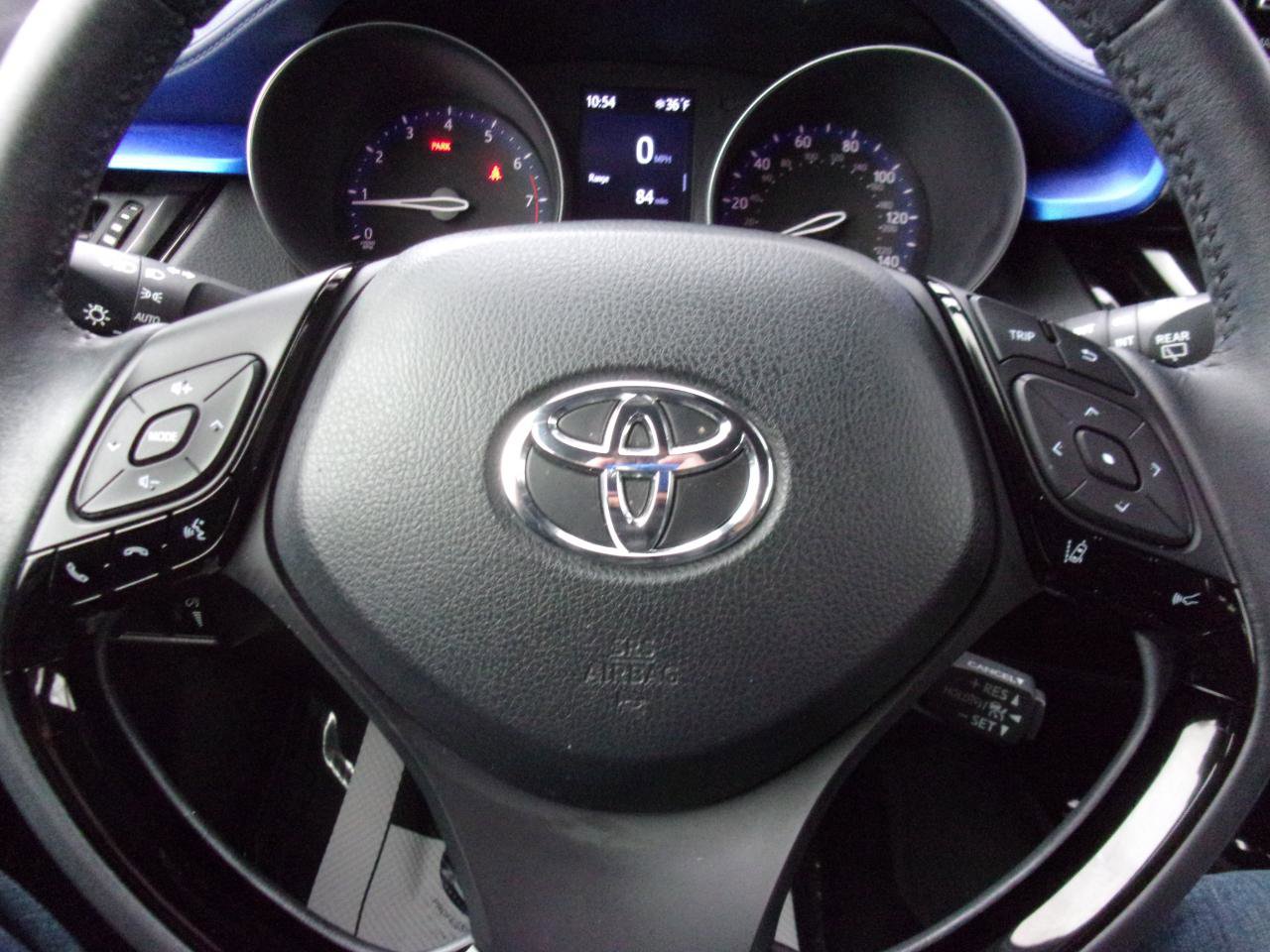 Used 2021 Toyota C-HR XLE image 15