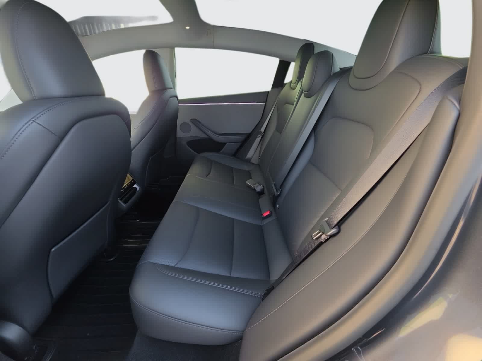 Used 2024 Tesla Model 3 Standard Range RWD image 26