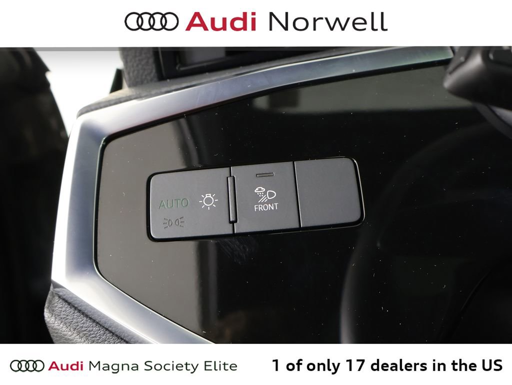 Used 2023 Audi Q3 2.0T Premium w/ Convenience Package AWD/4WD image 25