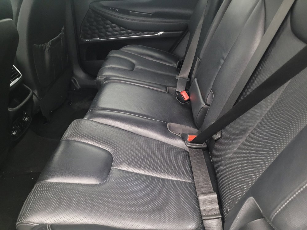 Used 2019 Hyundai Santa Fe Limited w/ Cargo Package image 18