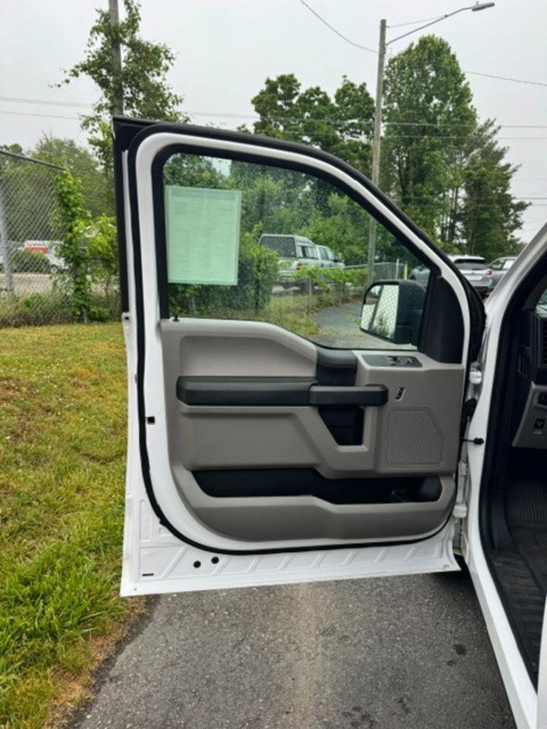 Used 2020 Ford F150 XL w/ Equipment Group 101A Mid RWD image 5
