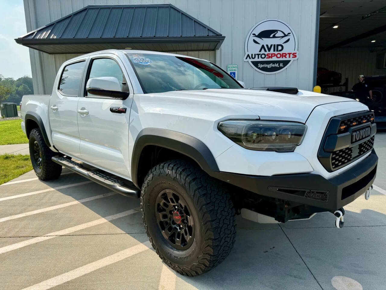 Used 2019 Toyota Tacoma TRD Pro image 2