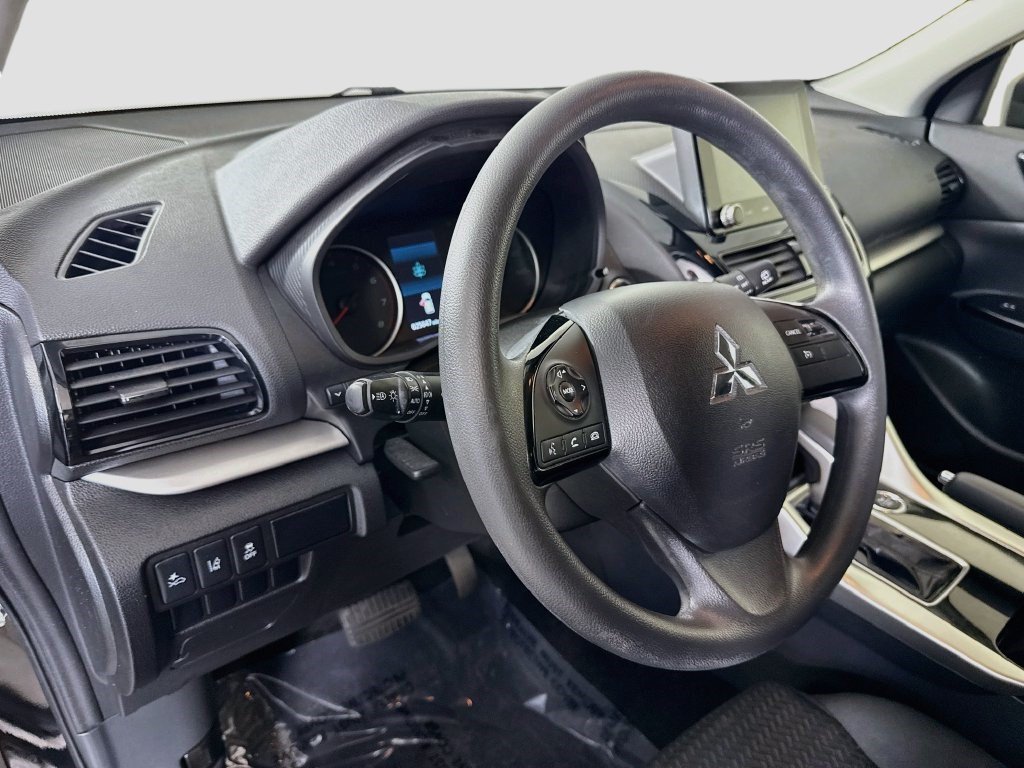 Used 2024 Mitsubishi Eclipse Cross LE AWD/4WD image 22