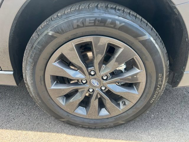 Used 2025 Subaru Outback Onyx Edition AWD/4WD image 37