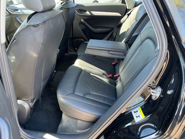 Used 2015 Audi Q3 2.0T Prestige w/ Prestige Package image 3