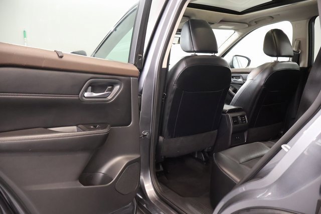 Used 2023 Nissan Rogue SV w/ SV Premium B Package FWD image 29