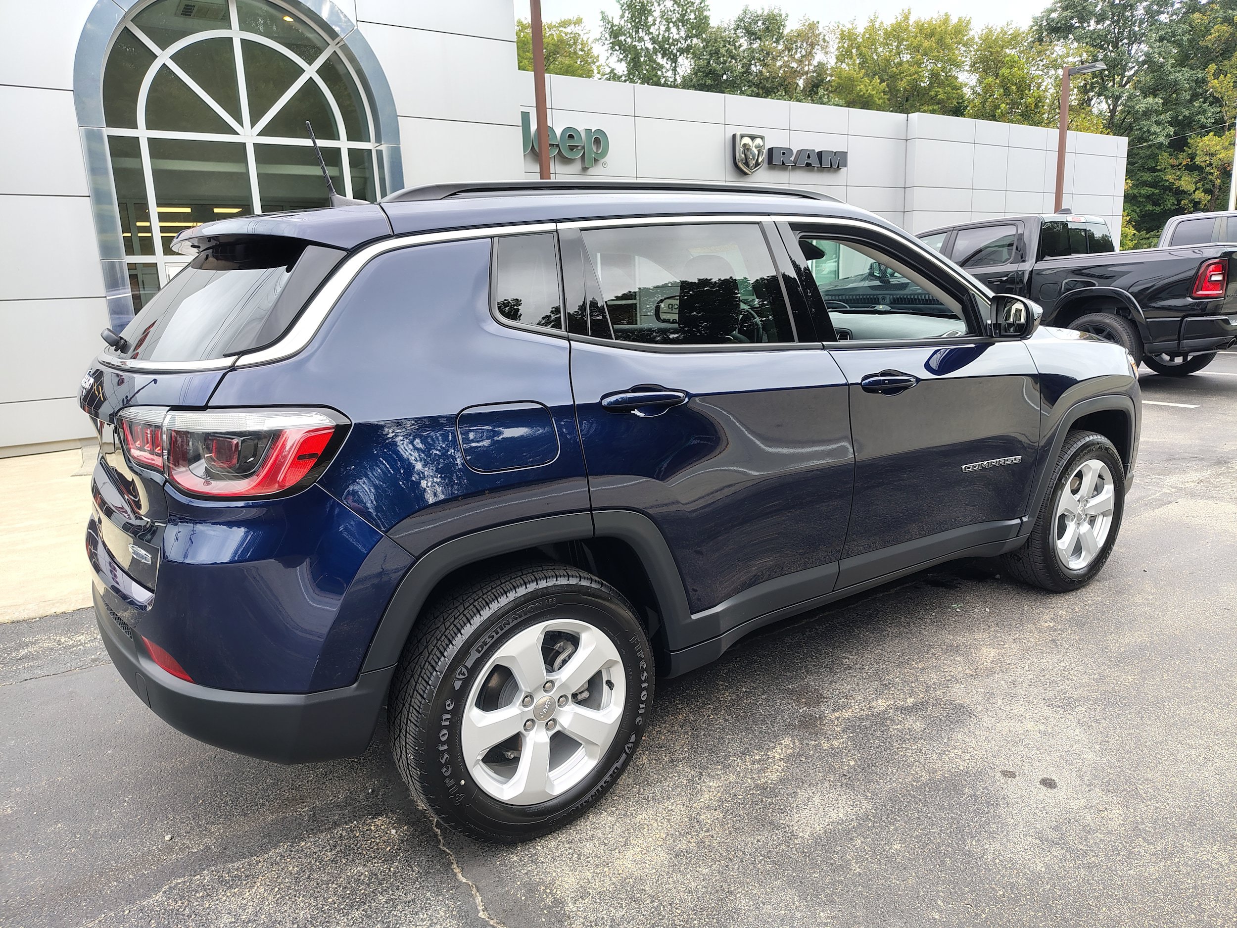 Certified 2021 Jeep Compass Latitude w/ Convenience Group AWD/4WD image 13