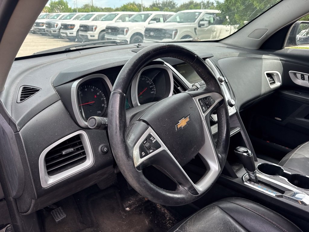 Used 2017 Chevrolet Equinox LT w/ Midnight Edition FWD image 9