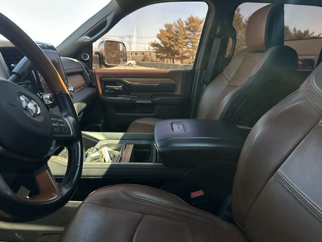 Used 2022 RAM 3500 Limited image 7