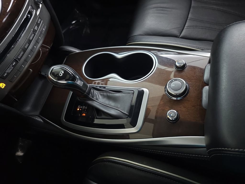 Used 2017 INFINITI QX60 Luxe w/ Deluxe Technology Package image 26