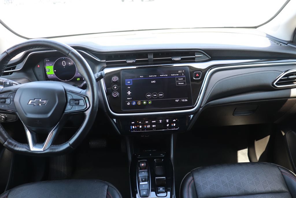 Used 2023 Chevrolet Bolt EUV LT w/ Convenience Package FWD image 14
