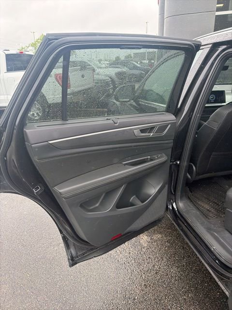 Used 2024 Volkswagen Atlas Cross Sport SE image 23