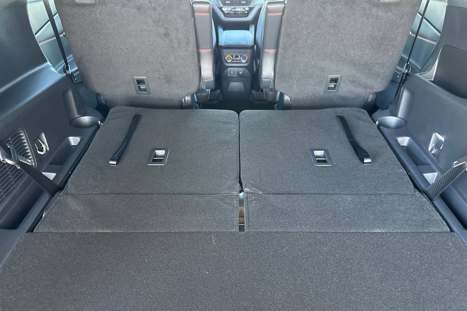 New 2026 Ford Explorer ST-Line w/ ST-Line Street Pack RWD image 16