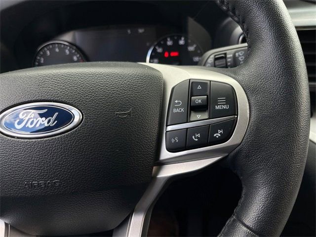 Used 2024 Ford Explorer XLT w/ Equipment Group 202A image 14