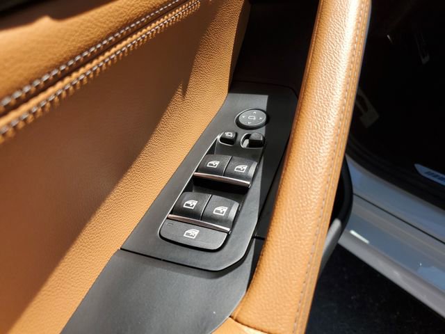 Used 2021 BMW X6 M50i w/ Executive Package AWD/4WD image 17