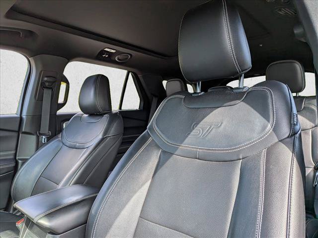 Used 2023 Ford Explorer ST w/ Equipment Group 401A AWD/4WD image 13