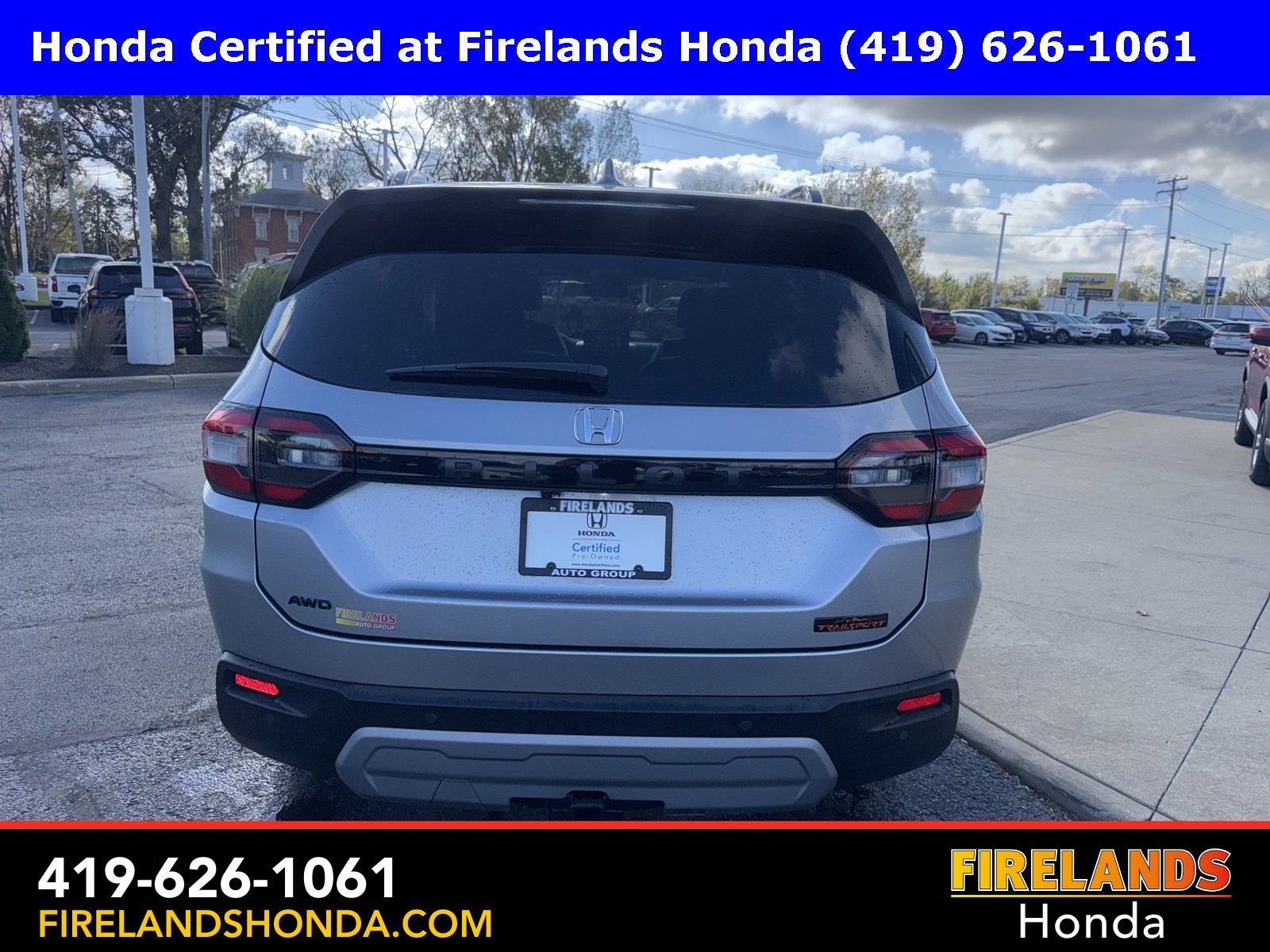 Certified 2025 Honda Pilot TrailSport image 4