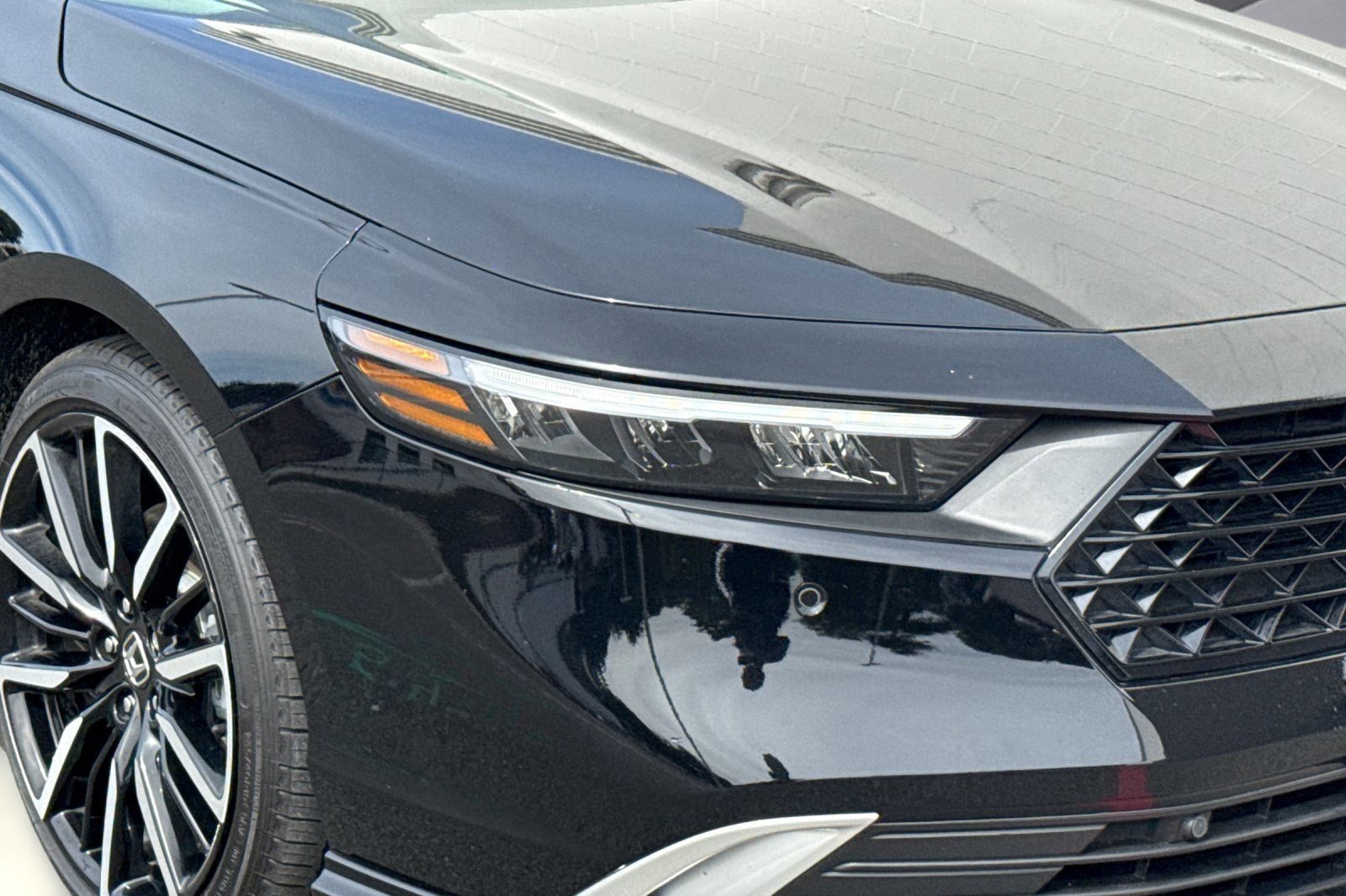 Certified 2025 Honda Accord Touring image 11