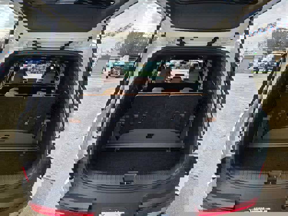 Used 2025 Hyundai Santa Fe Limited image 6