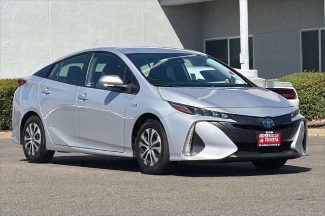 Certified 2021 Toyota Prius Prime LE FWD image 5