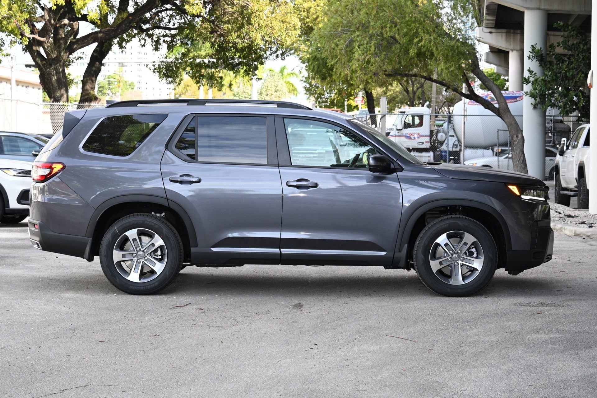 New 2026 Honda Pilot EX-L image 4