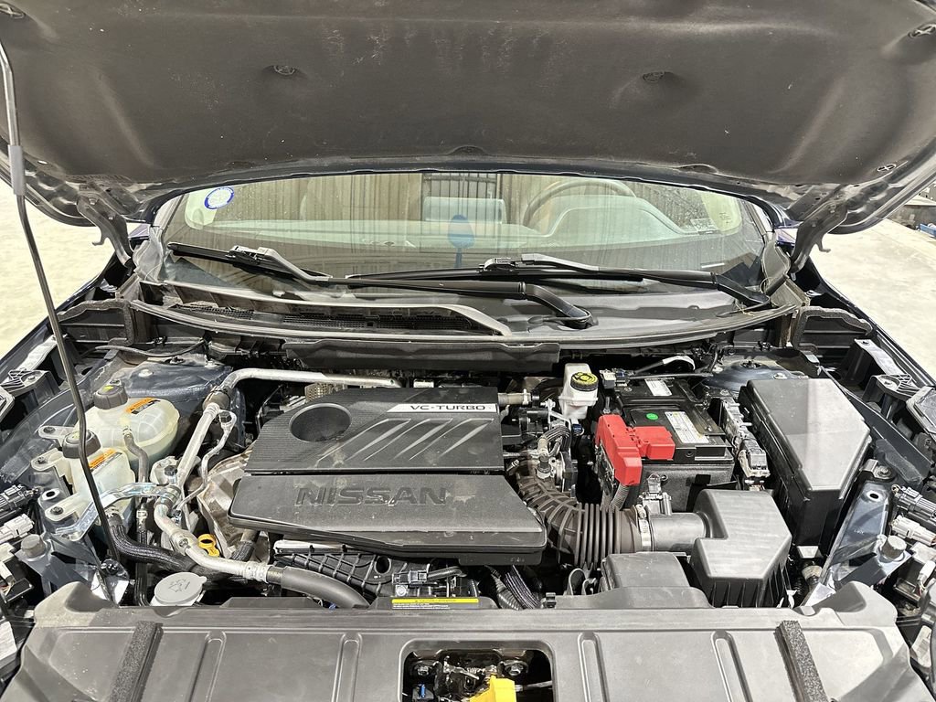 Used 2024 Nissan Rogue SV image 17