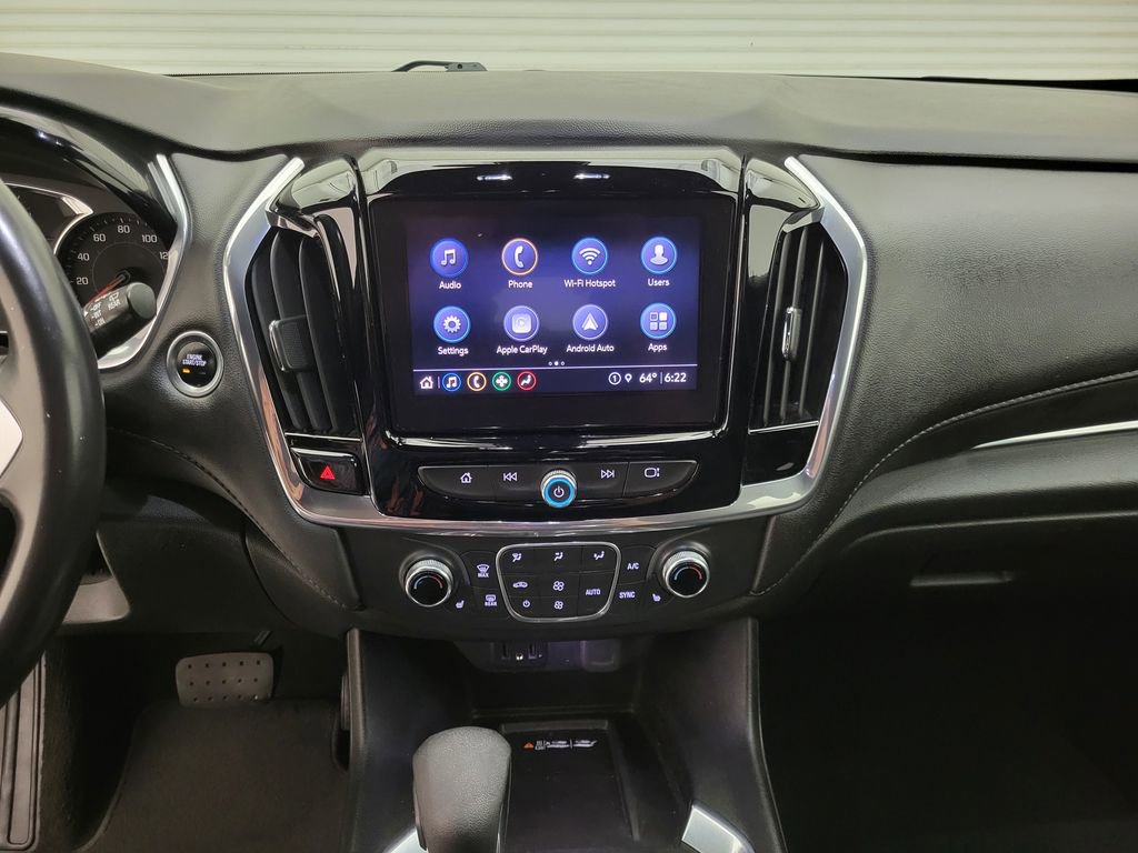 Used 2022 Chevrolet Traverse LT image 36
