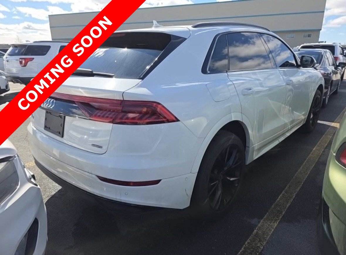 Used 2021 Audi Q8 Premium w/ Black Optic Package image 4