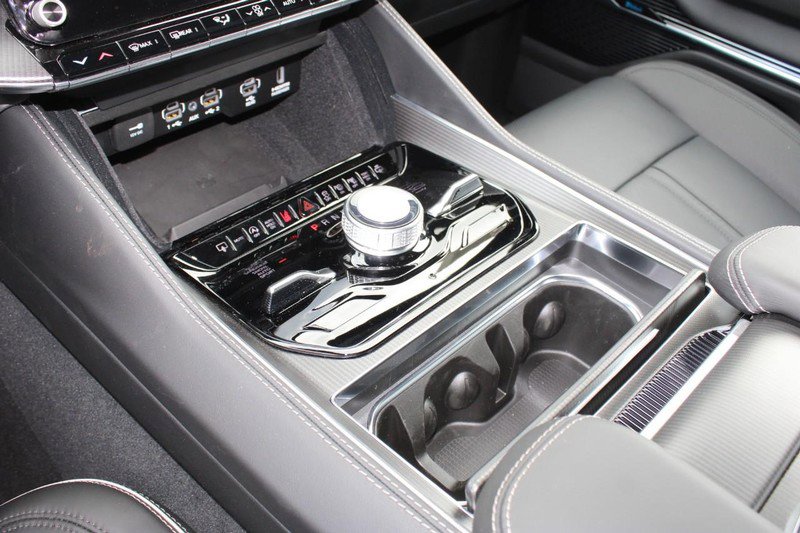 New 2024 Jeep Grand Wagoneer L Series II w/ Quick Order Packagew 28T image 29