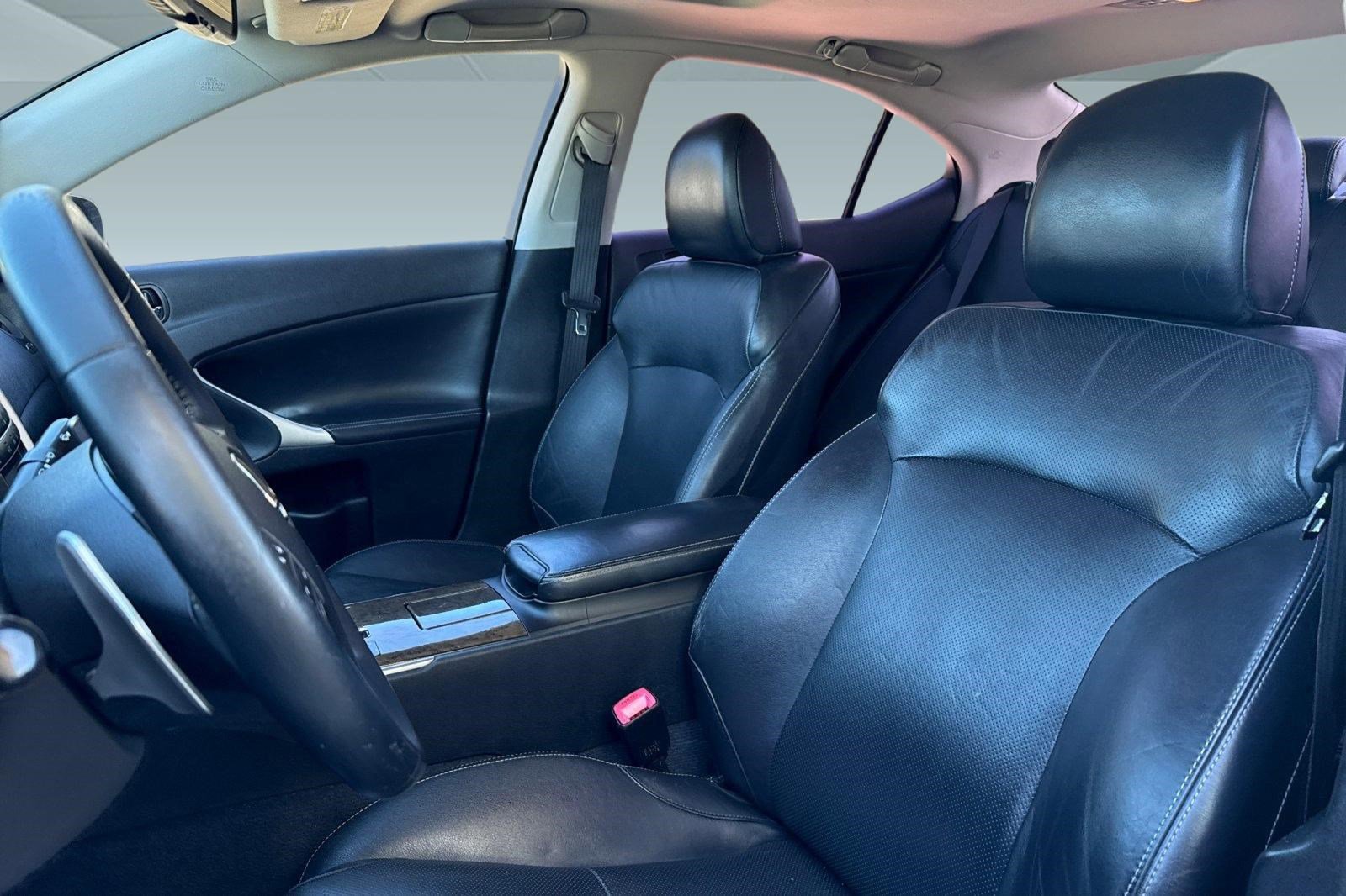 Used 2009 Lexus IS 250 RWD image 21