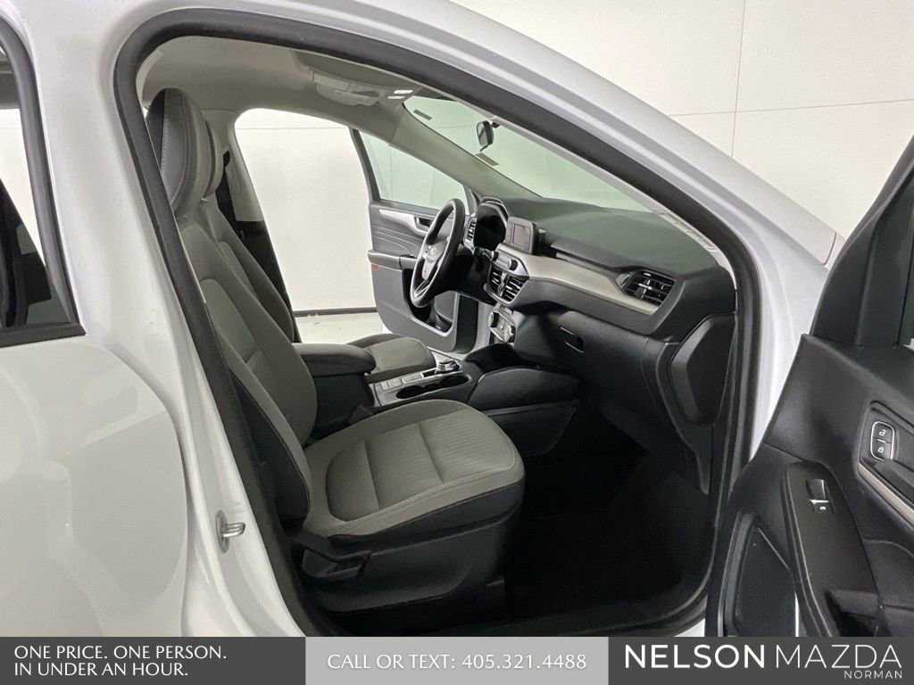 Used 2021 Ford Escape S image 14