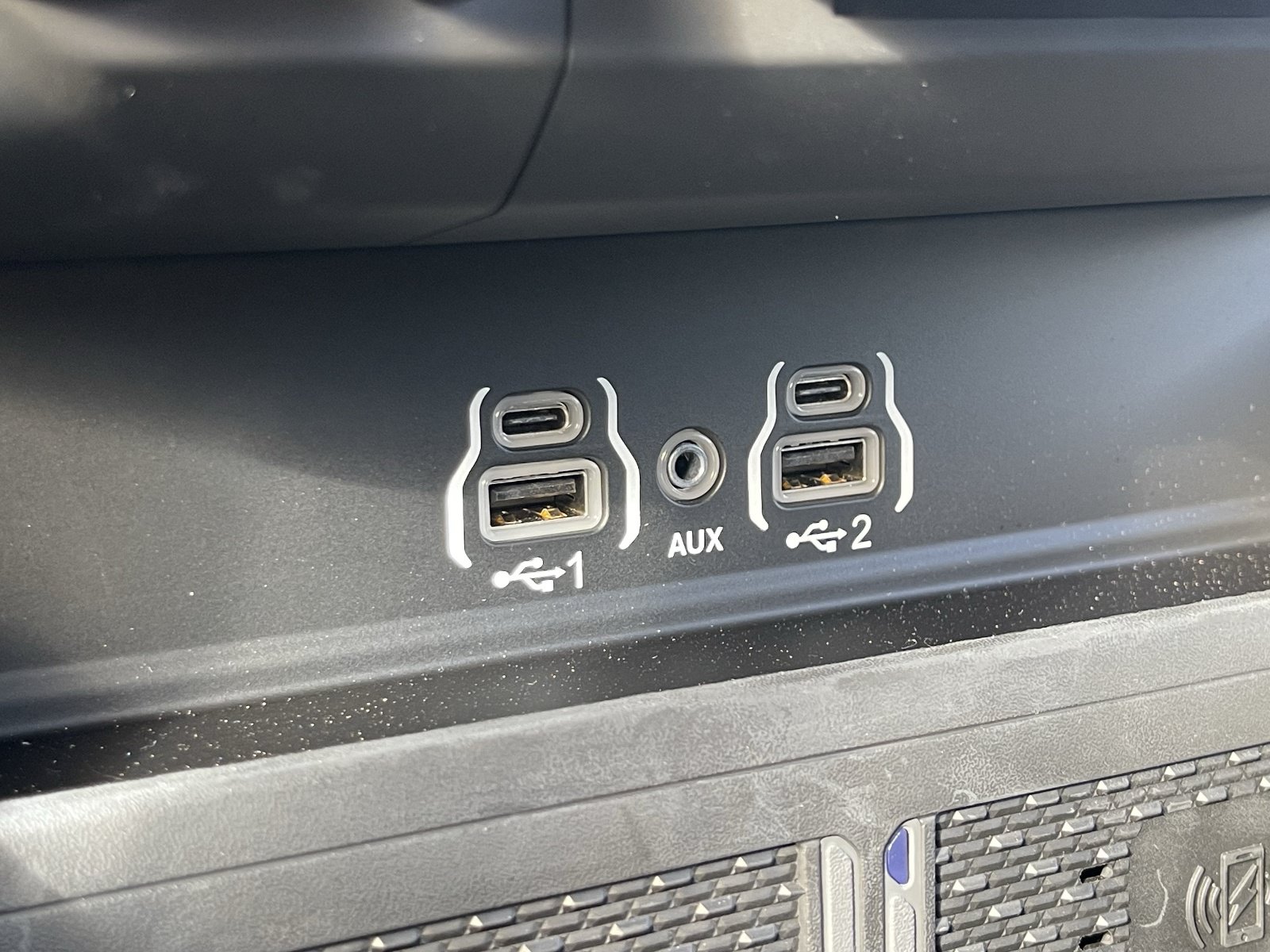 New 2026 RAM 2500 Laramie w/ Night Edition AWD/4WD image 29