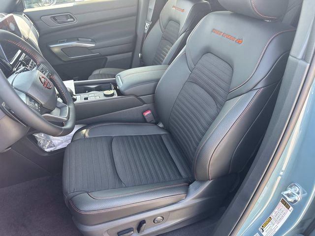 New 2026 Nissan Pathfinder Rock Creek AWD/4WD image 25