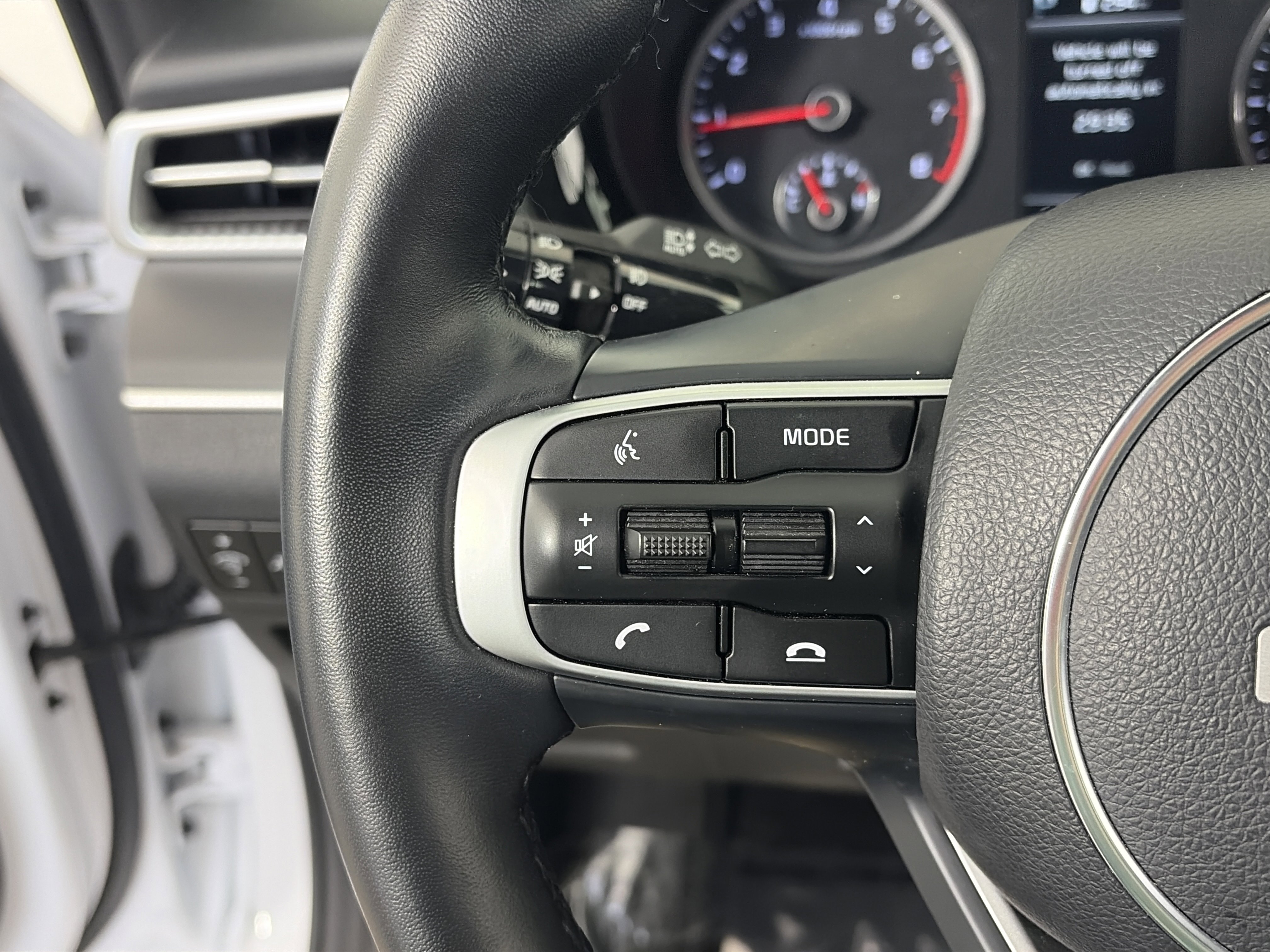 Used 2024 Kia K5 GT-Line image 31