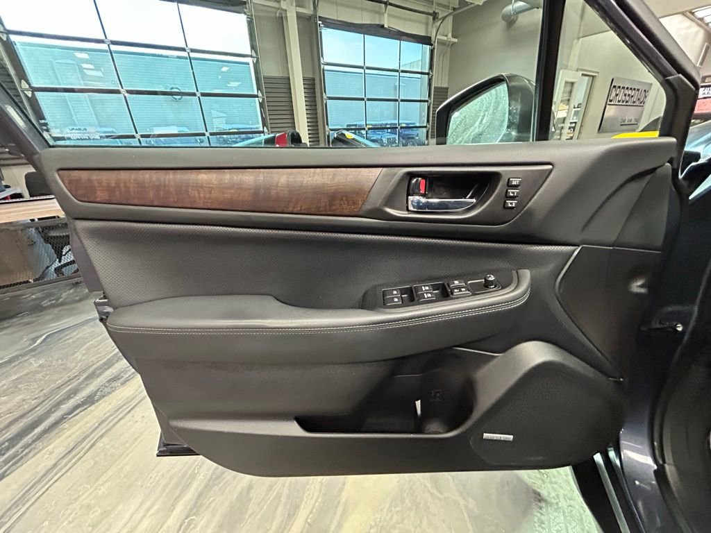 Used 2017 Subaru Outback 2.5i Limited image 49