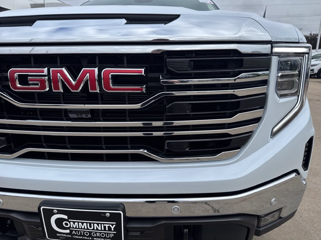 New 2026 GMC Sierra 1500 SLT w/ SLT Premium Plus Package AWD/4WD image 4