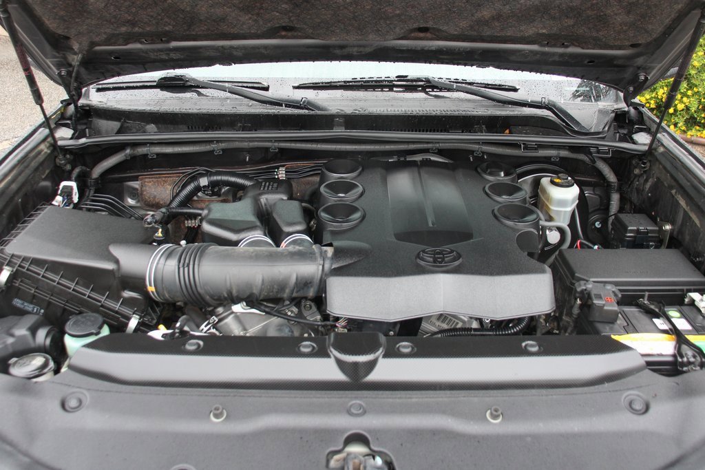 Used 2021 Toyota 4Runner SR5 image 10