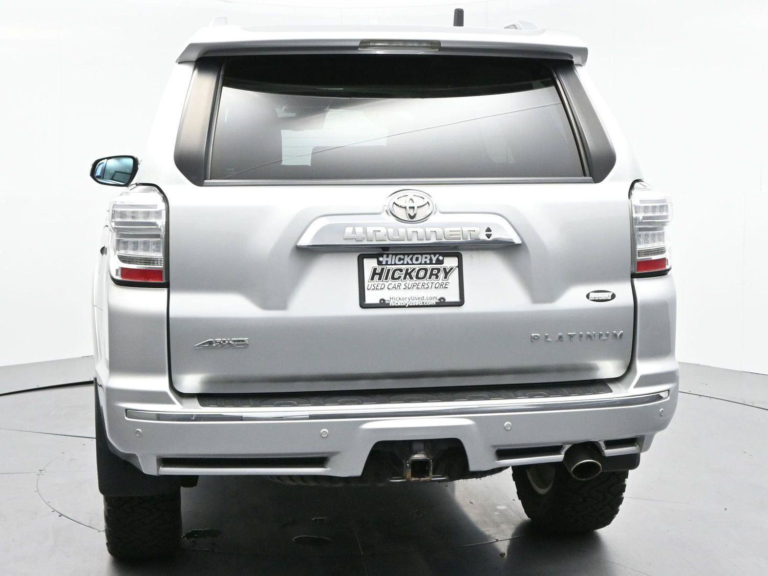 Used 2021 Toyota 4Runner Limited AWD/4WD image 6
