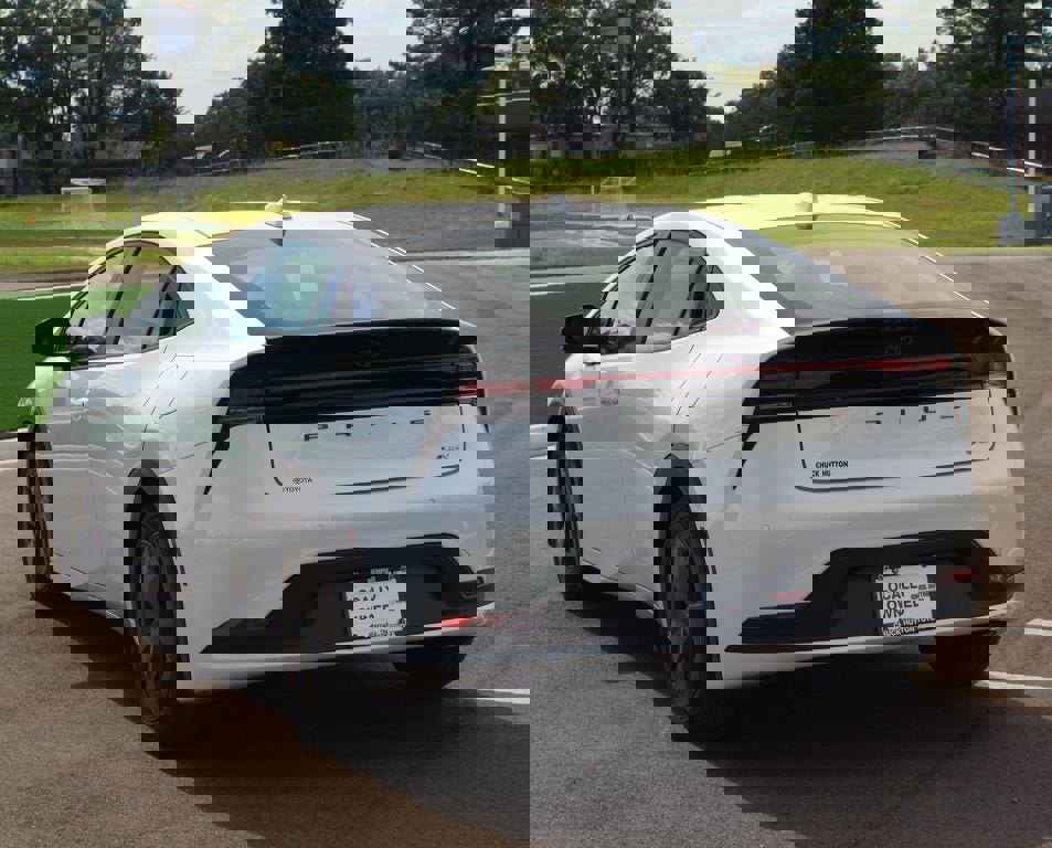 Used 2023 Toyota Prius LE image 14