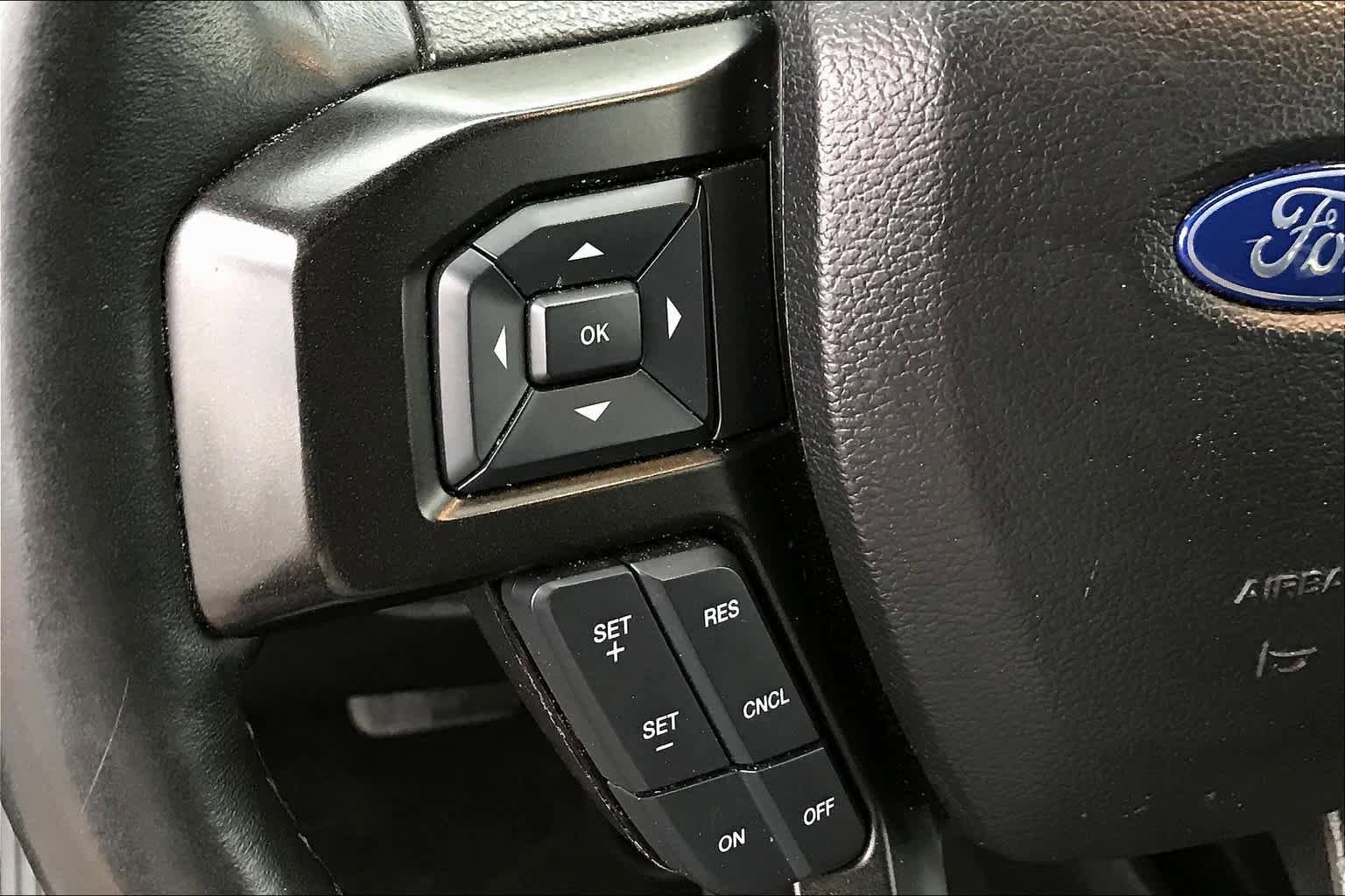 Used 2020 Ford Expedition Limited RWD image 24