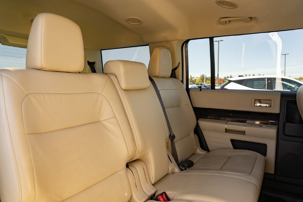 Used 2018 Ford Flex SEL w/ Equipment Group 202A AWD/4WD image 27