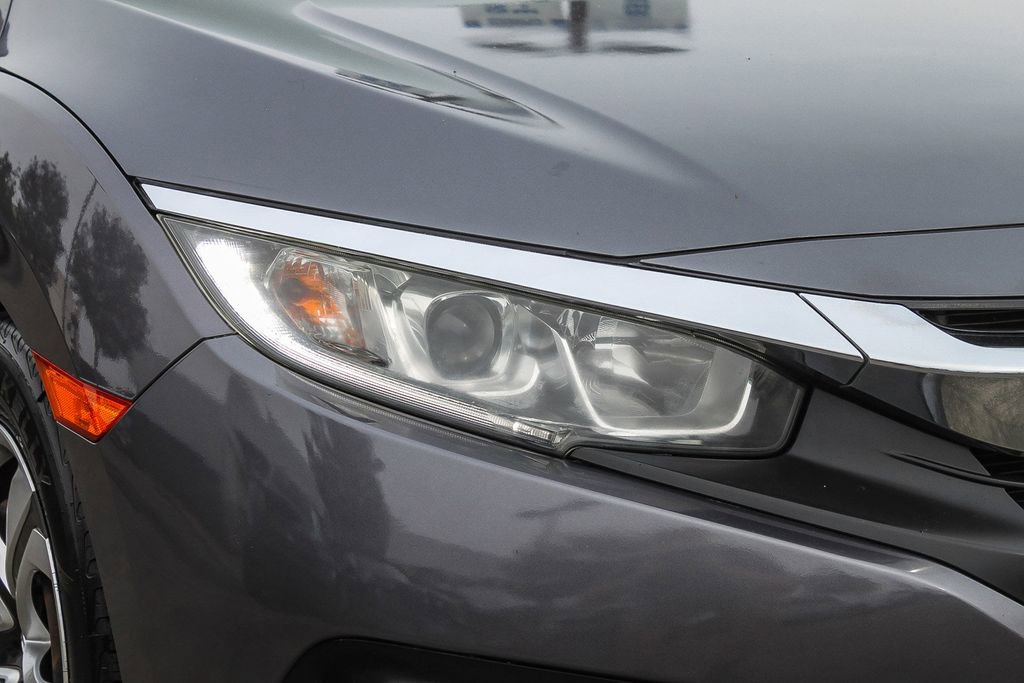 Used 2018 Honda Civic LX image 4