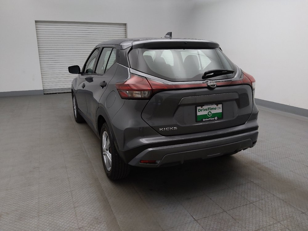 Used 2023 Nissan Kicks S FWD image 7