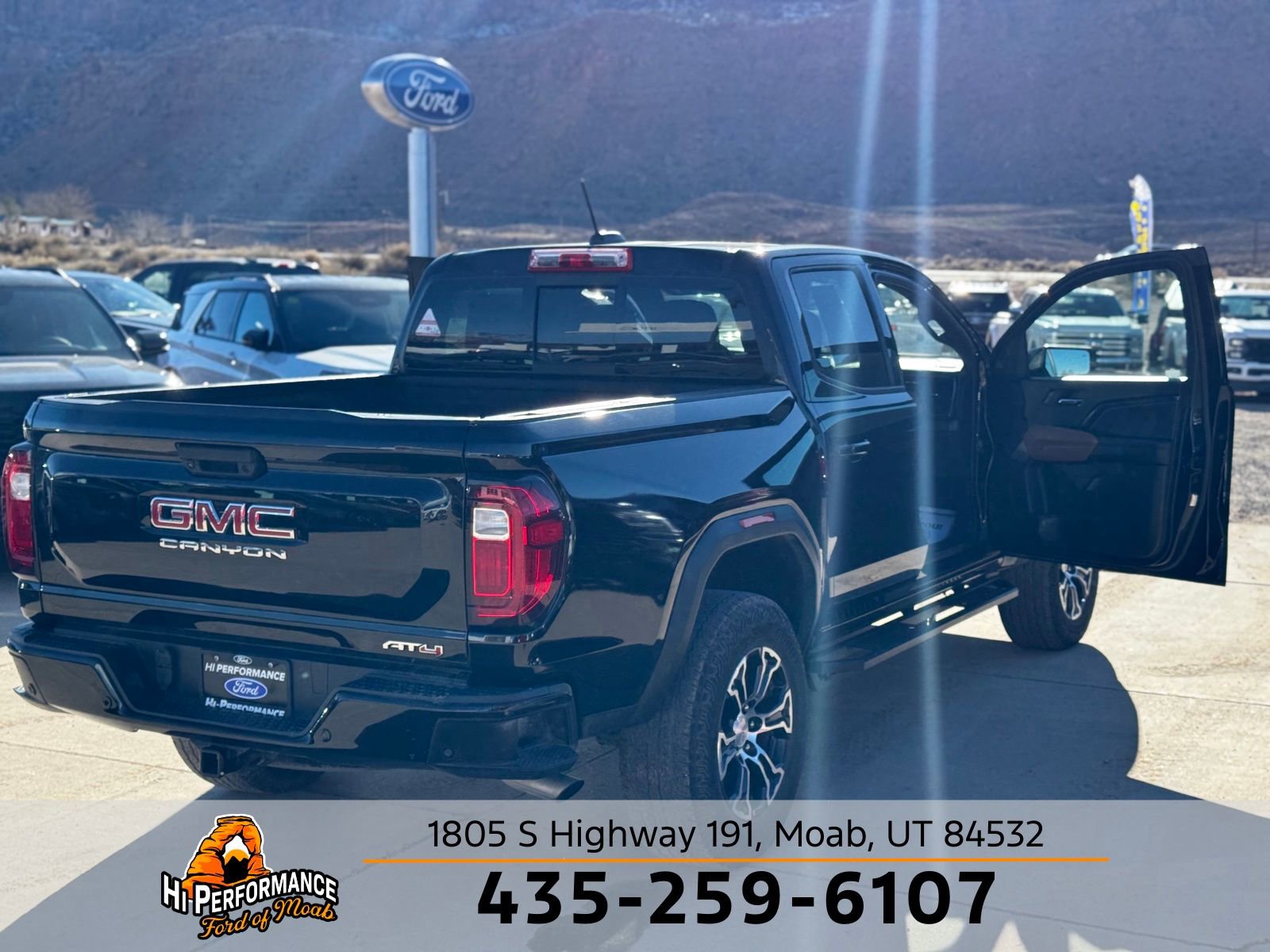 Used 2023 GMC Canyon AT4 w/ AT4 Premium Package image 26