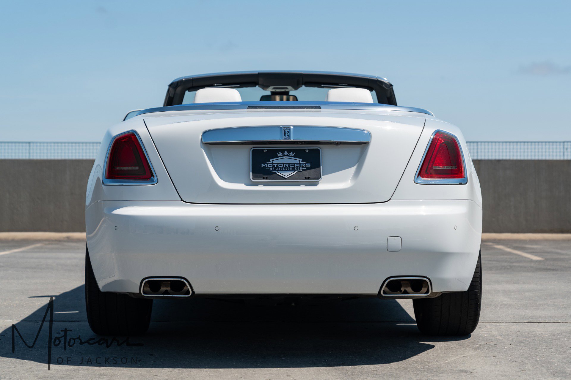 Used 2019 Rolls-Royce Dawn RWD image 5