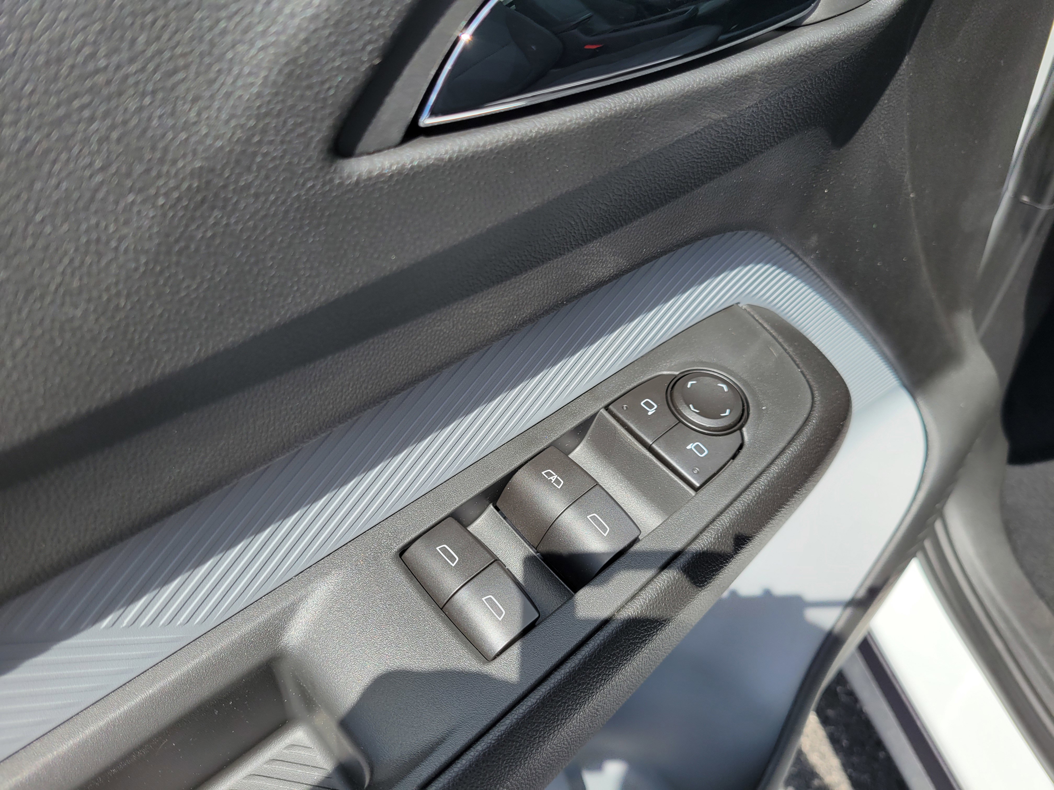 New 2027 Chevrolet Bolt LT image 24